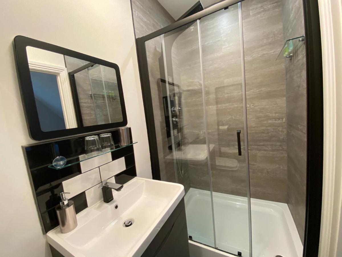 Harlestone Retreat (Adults Only) Hotell Northampton Exteriör bild