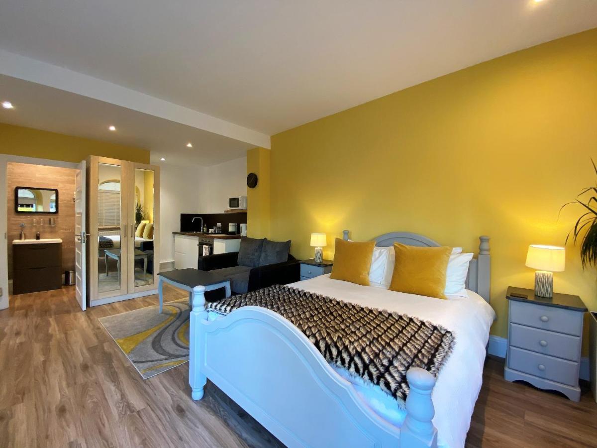 Harlestone Retreat (Adults Only) Hotell Northampton Exteriör bild