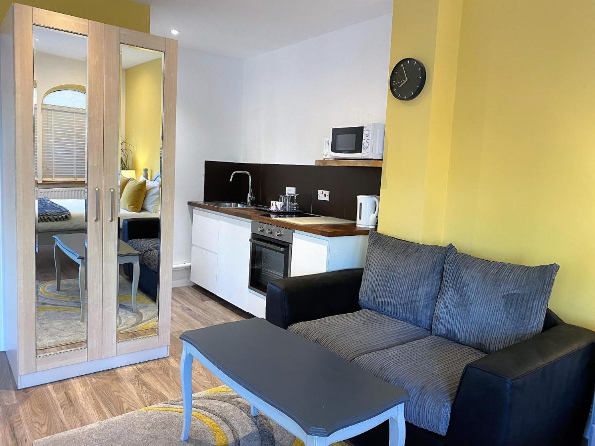 Harlestone Retreat (Adults Only) Hotell Northampton Exteriör bild